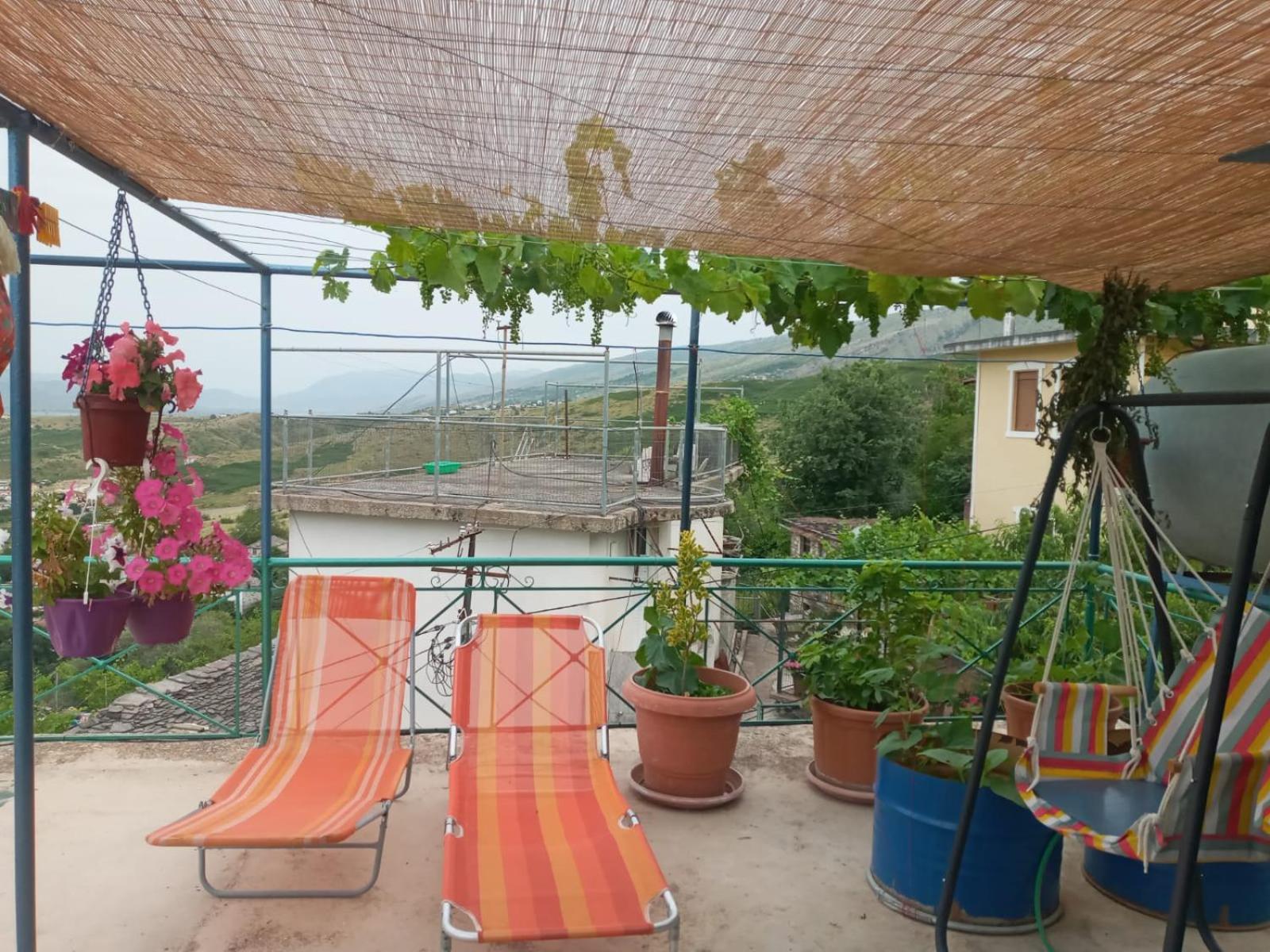 Relax Camping Gjirokastër Esterno foto